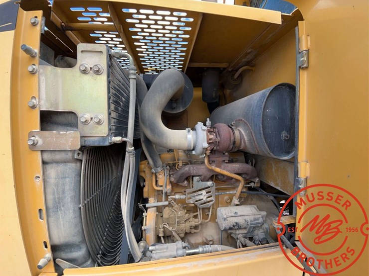 deere-tc44h-image-55