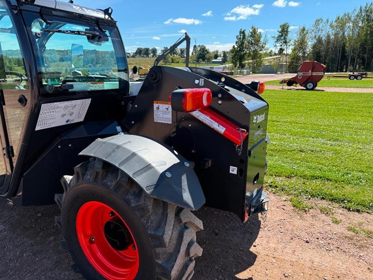 2021-bobcat-tl619-image-18