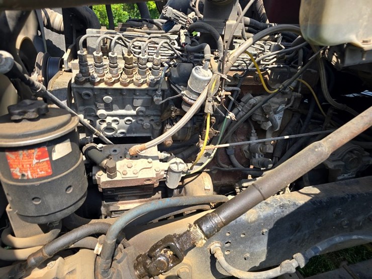 1995-ford-l8000-image-12