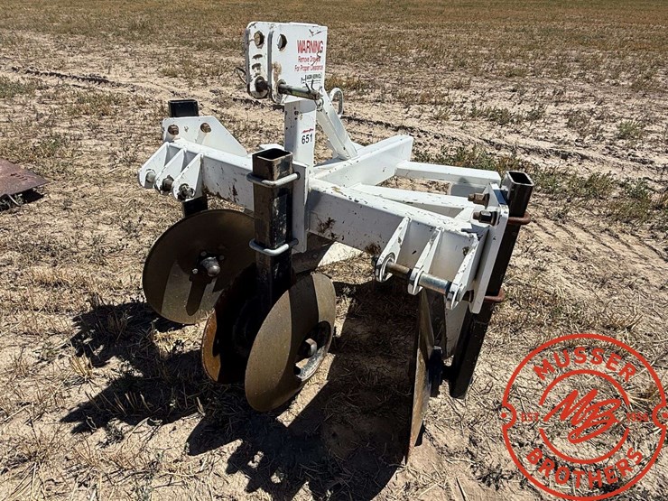 ag-vantage-pivot-track-filler,-3-pt-image-1