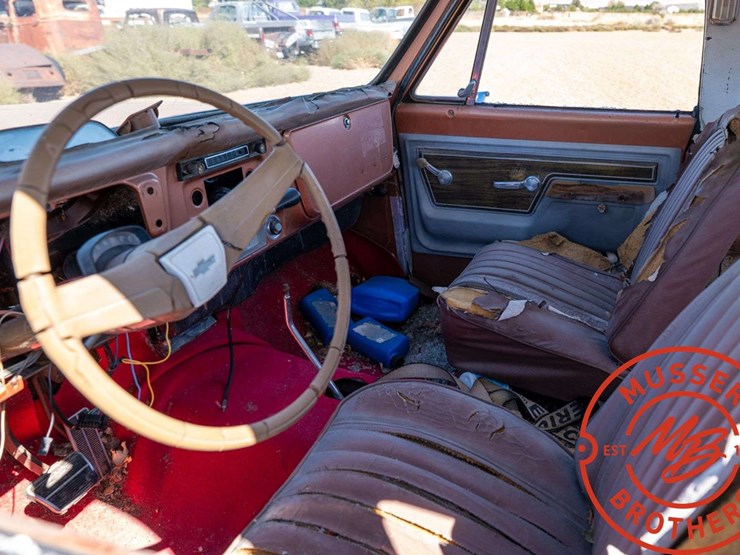 1972-chevrolet-k5-image-11