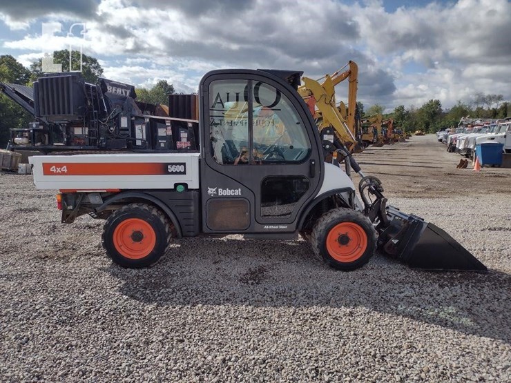 2006-bobcat-toolcat-5600-image-3