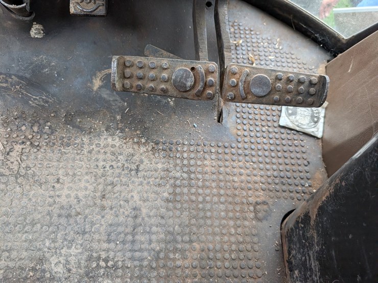 1987-john-deere-4850-image-35
