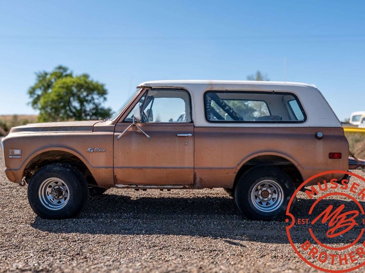 1971-chevrolet-k5-image-4
