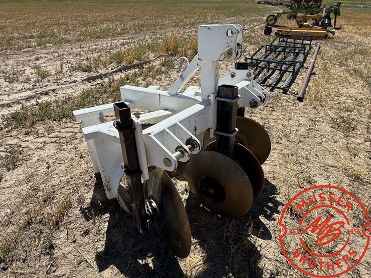 ag-vantage-pivot-track-filler,-3-pt-image-2
