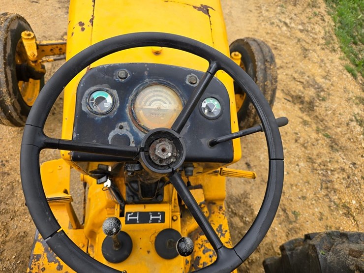 #2039-•-john-deere-tractor-image-26