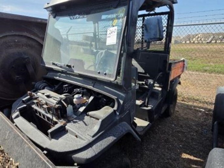 2022-kubota-rtv-x900-image-1