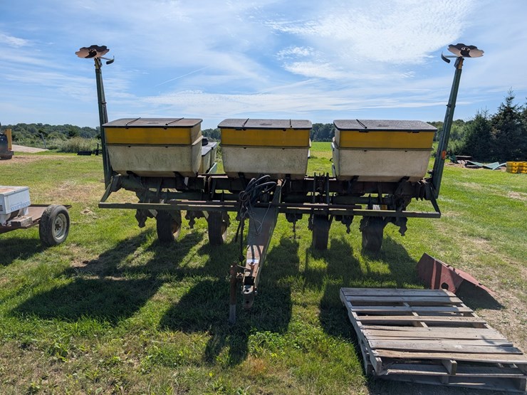 john-deere-7000-image-2