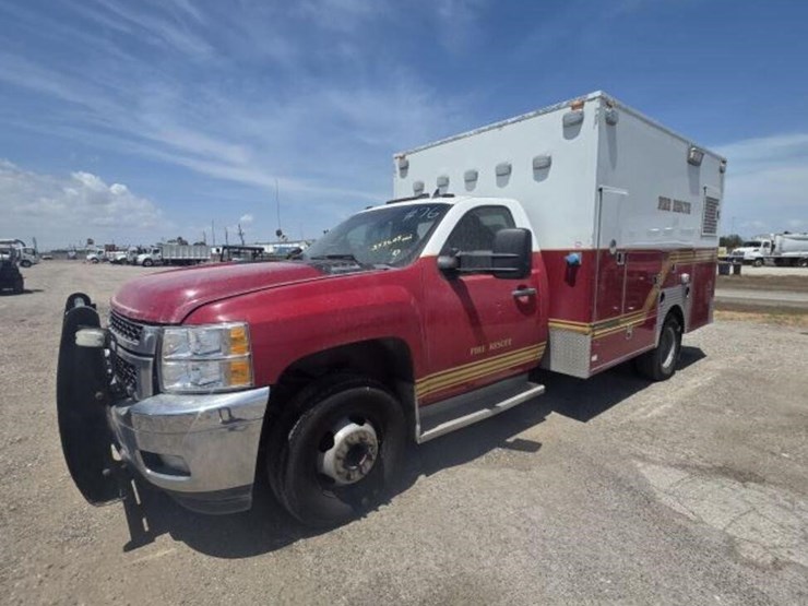 2013-chevrolet-silverado-1gb3c0cg6df113245-image-1