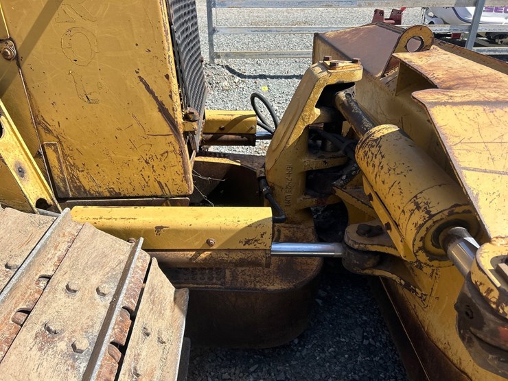 caterpillar-d6m-image-14