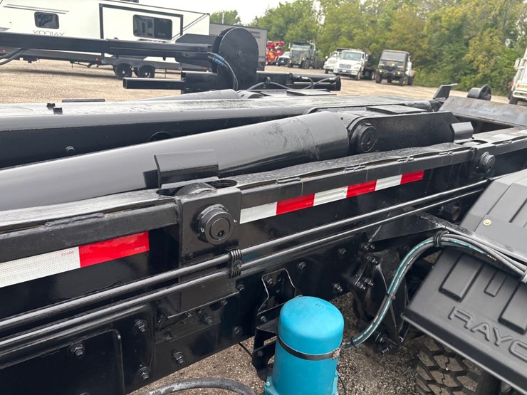 #2334-•-2021-freightliner-ftl280-roll-off-truck-image-53