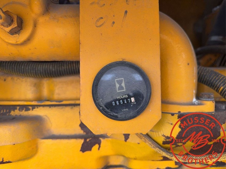 deere-670b-image-32