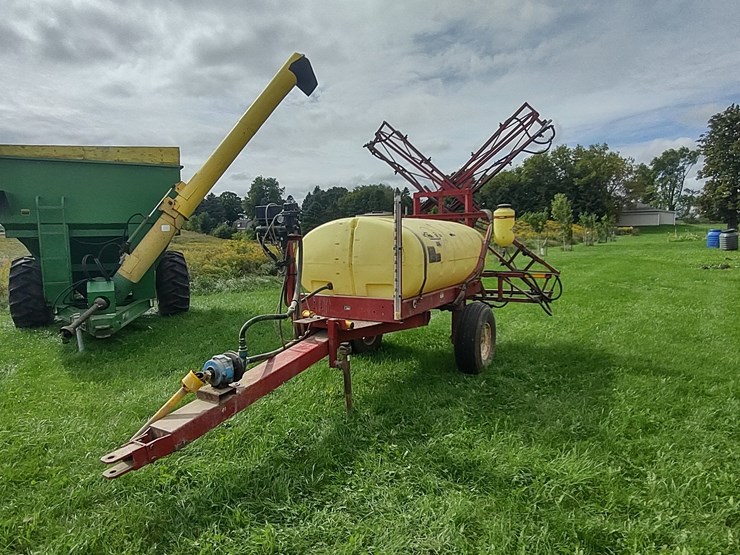#2447-•-hardi-sprayer-image-1