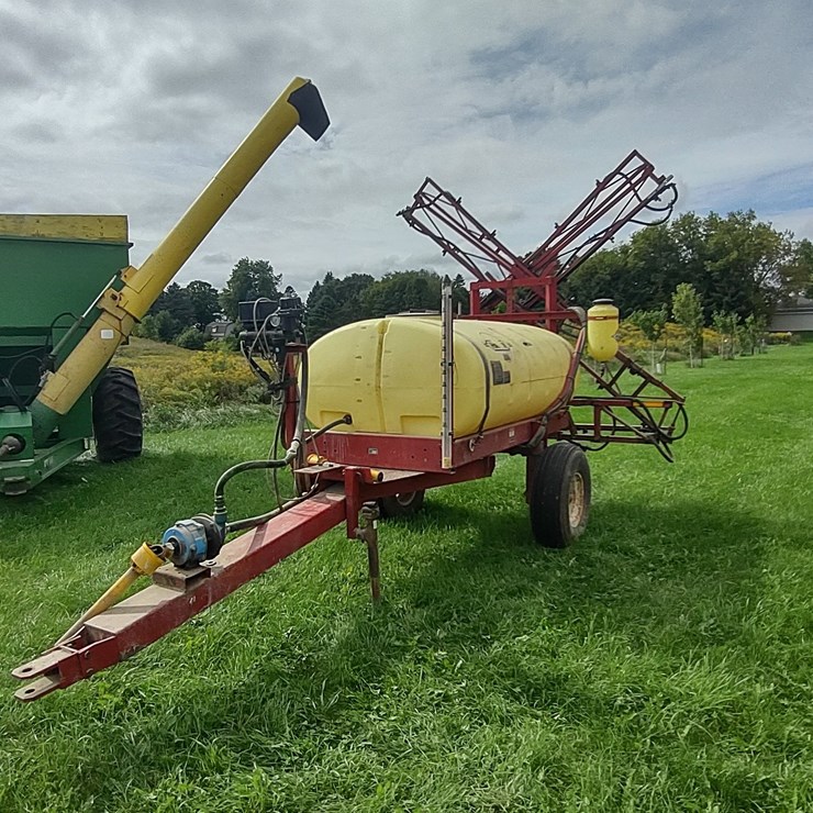 #2447 • Hardi Sprayer