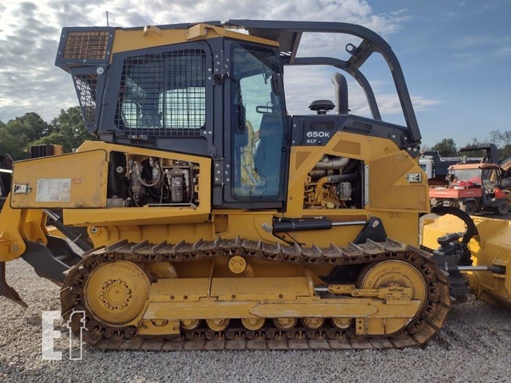 deere-650k-xlt-image-26