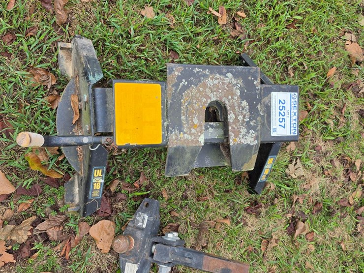 #25257-•-hijacker-5th-wheel-hitch-&-solid-hitch-image-2