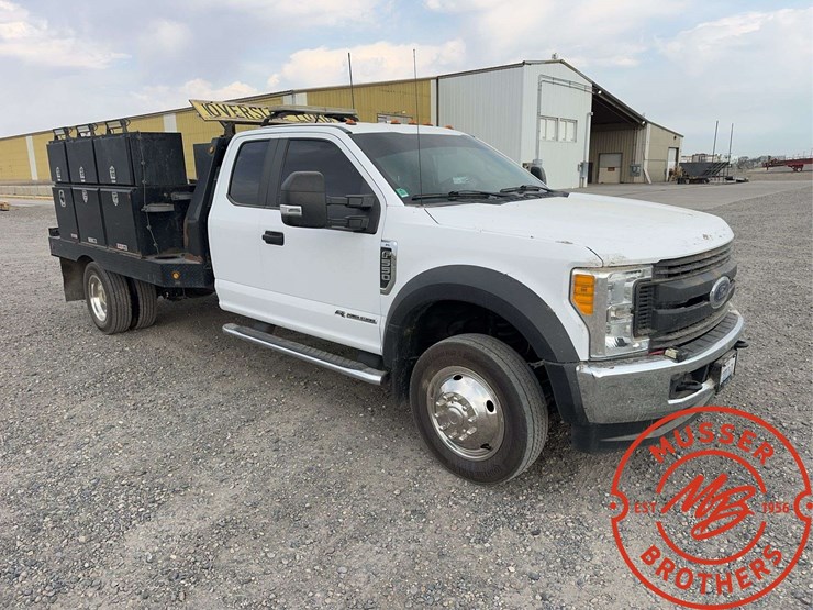 2017-ford-f550-image-7
