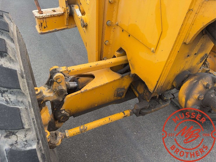 deere-670b-image-26