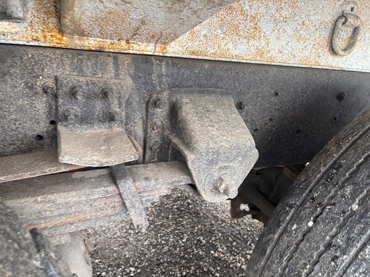 2009-gmc-7500-image-78