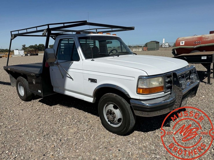 1995-ford-f350-image-1