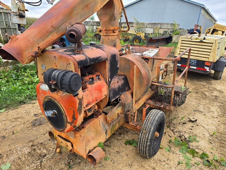 #2059-•-finn-bws-27-towable-straw-blower-image-17