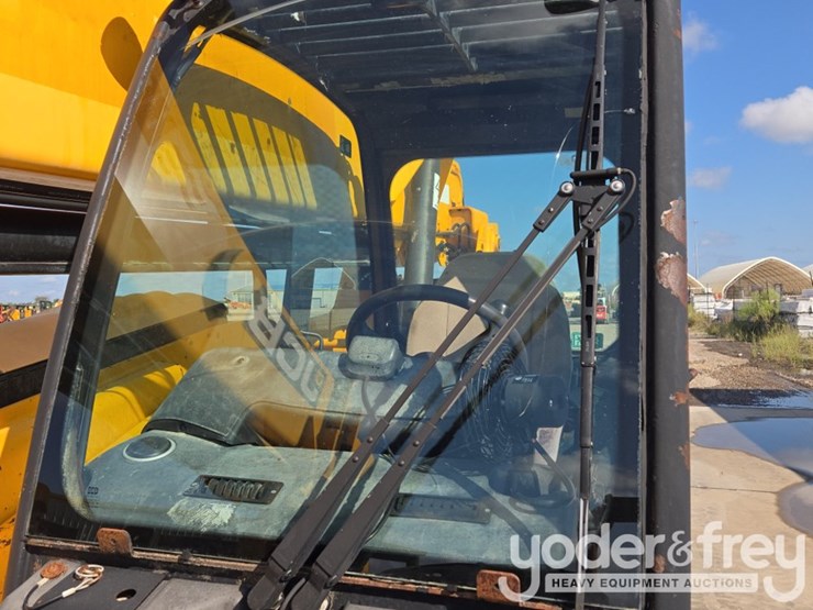 2017-jcb-507-42-image-57