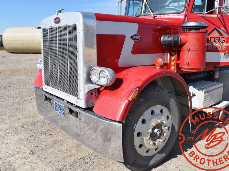 1984-peterbilt-359-image-12