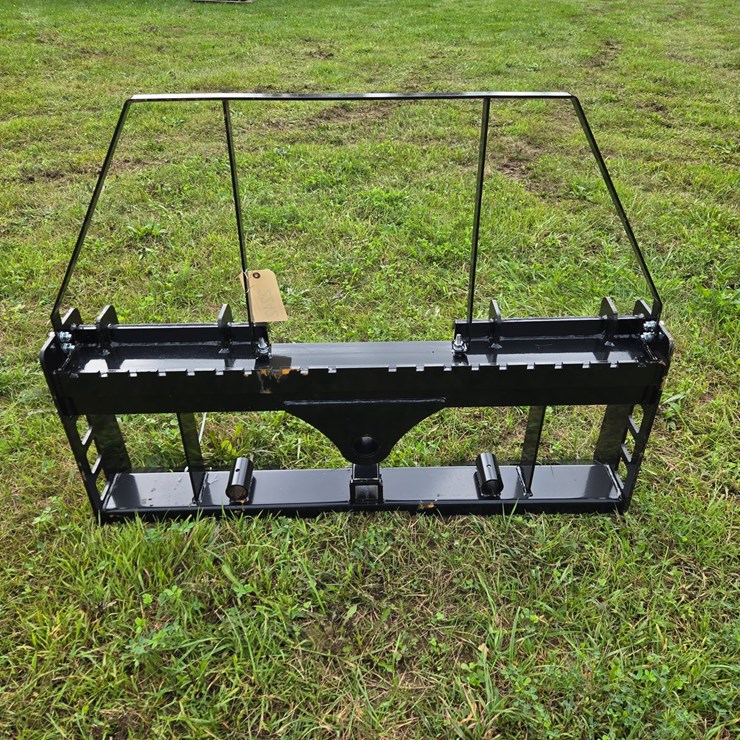 #2242 • (Edmore)multifunction pallet fork frame 152 lbs with backrest