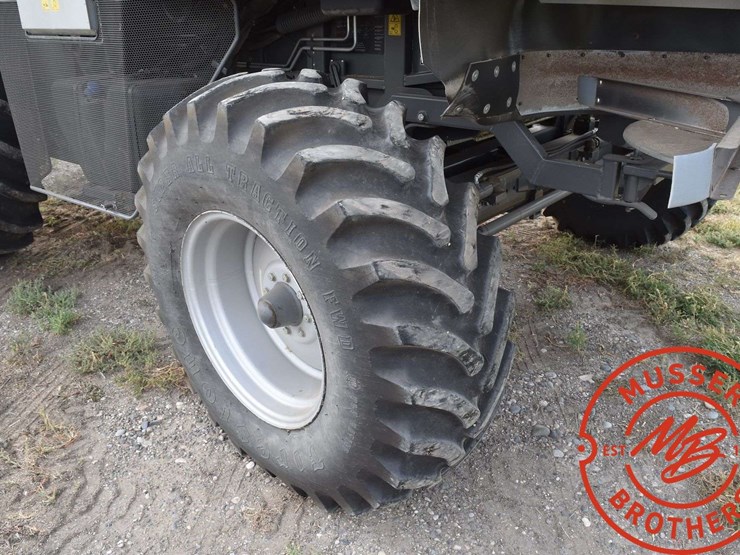 2011-gleaner-s77-image-19