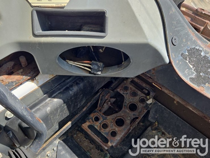 2016-bobcat-t590-image-47