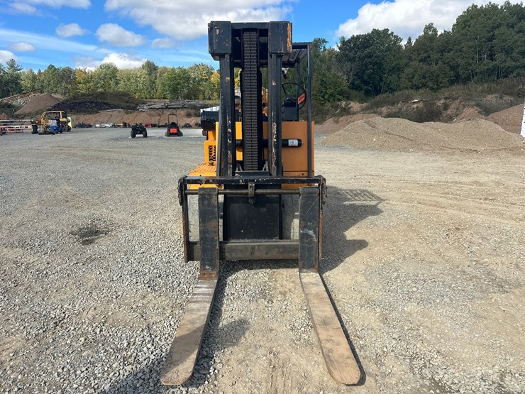 #5628-•-forklift-image-8