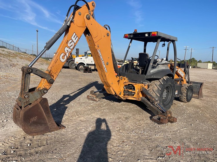 2020-case-580n-ep-loader-backhoe-image-3