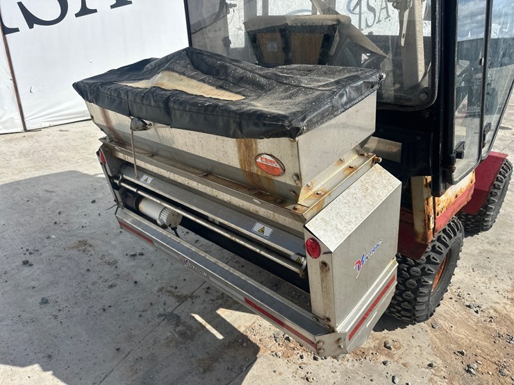 ventrac-4500z-image-26