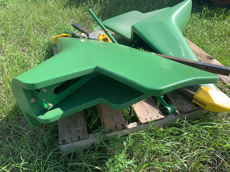 john-deere-630f-image-17
