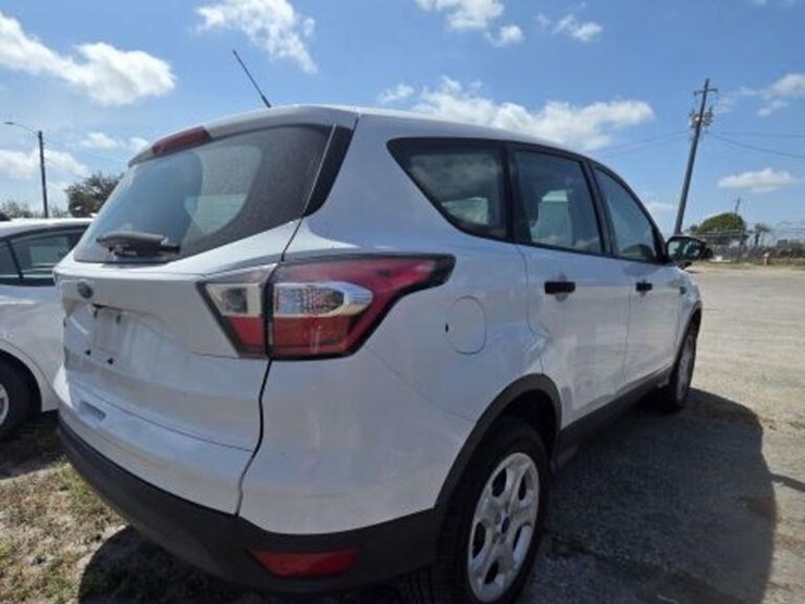 ford-escape-image-3