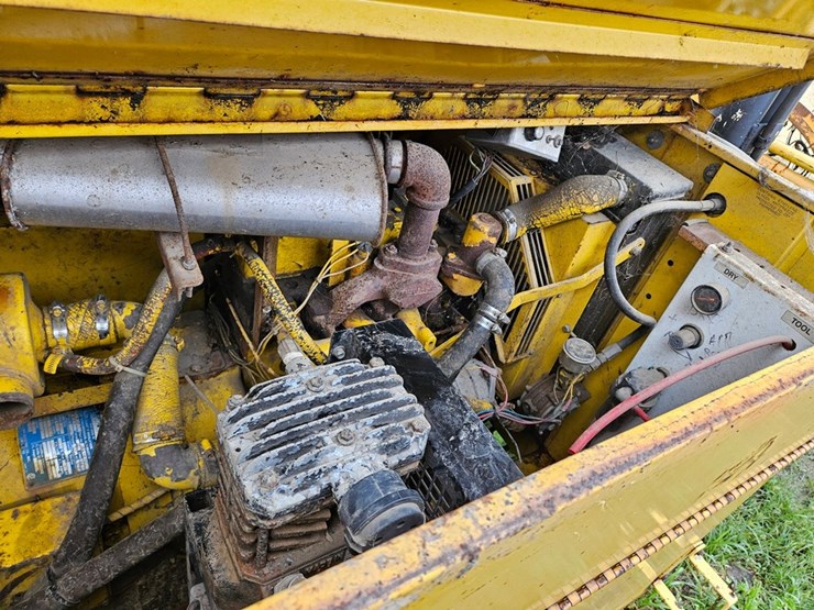 #2075-•-hescc-1500-15-service-trailer-image-28