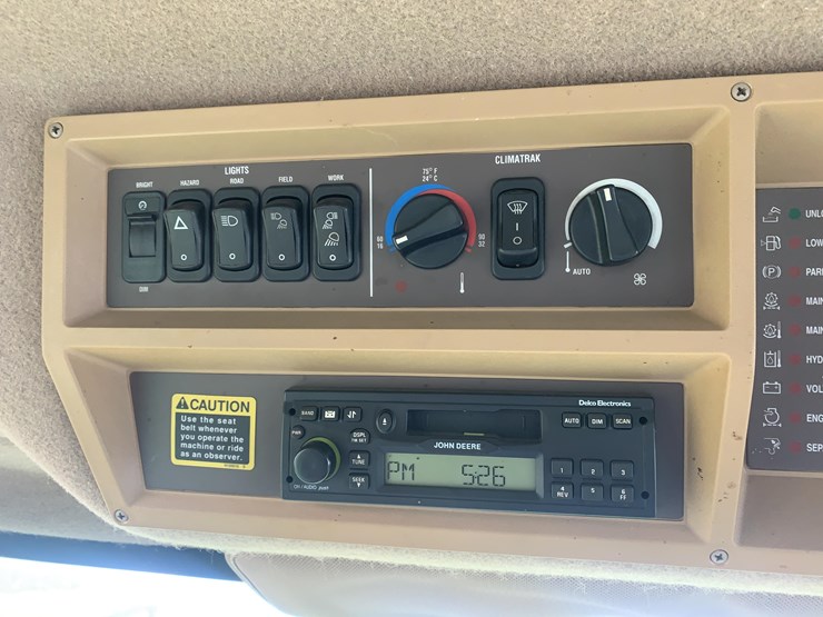 2000-john-deere-9550-image-27