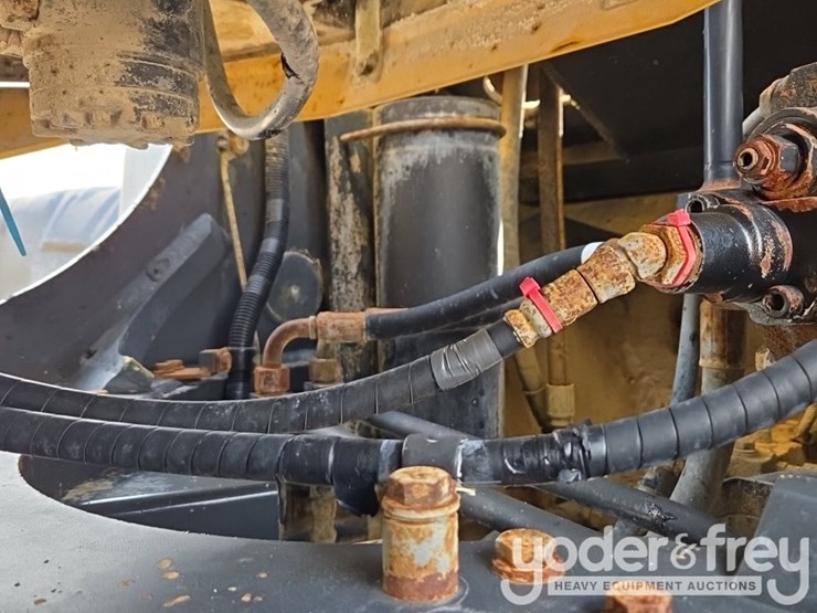 2019-komatsu-wa380-8-image-36
