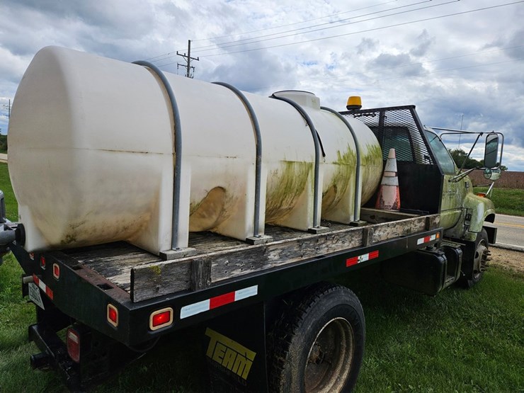 #2087-•-1998-gmc-c5500-water-truck-image-17