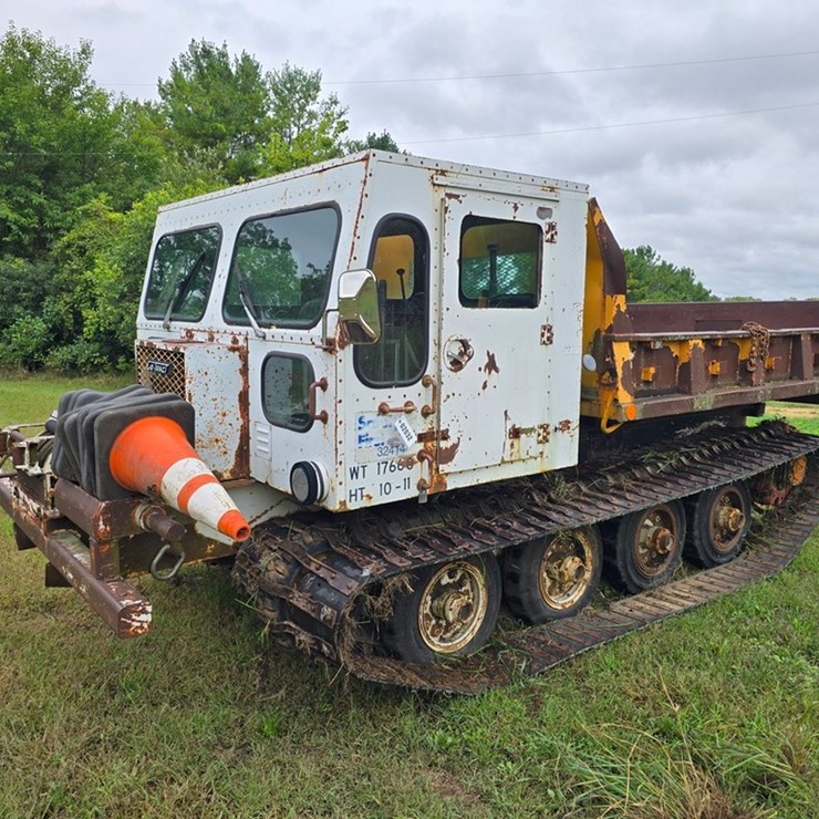 #2032 • AGo Trackt GT1000H Dump Truck