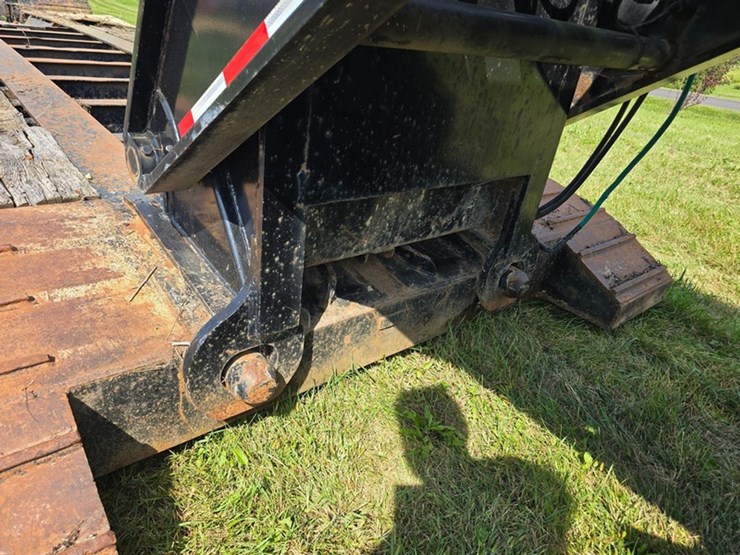 #2011-•-2005-talbert-t40w-555a-hr6-1-t1-hydraulic-detatch-image-13