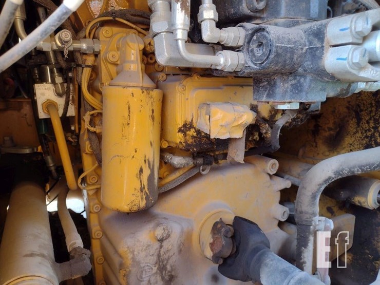 deere-544-p-tier-image-38