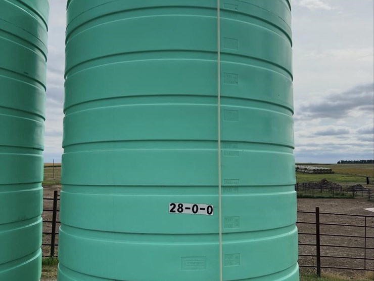 enduraplas-6000-gallon-fertilizer-tank-10086-image-2
