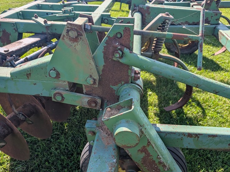 john-deere-1710-image-22