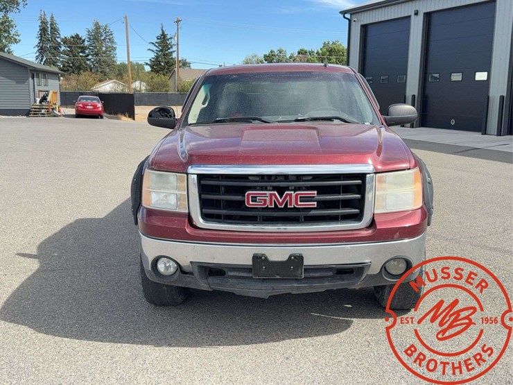 2008-gmc-sierra-1500-image-8