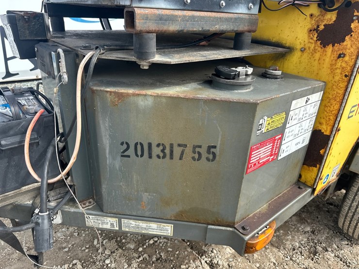 2012-wacker-neuson-e1100-image-16