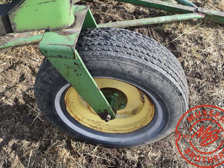 john-deere-2-image-12