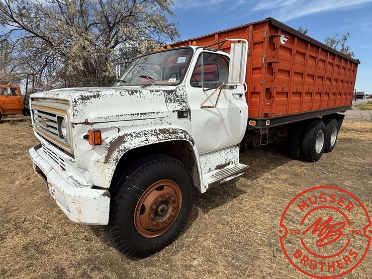 1980-chevrolet-70-image-2