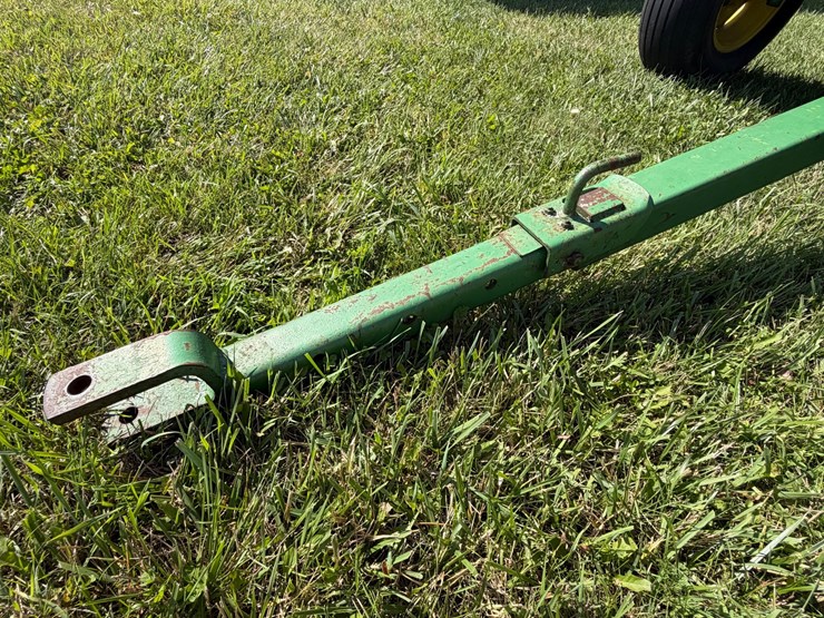 #2456-•-john-deere-1065a-running-gear-hydraulic-dump-flat-rack-image-12
