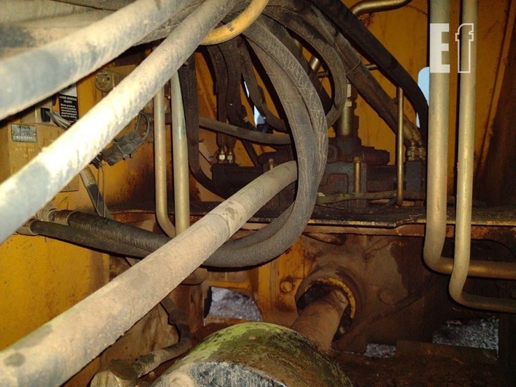 1998-deere-tc44h-image-39